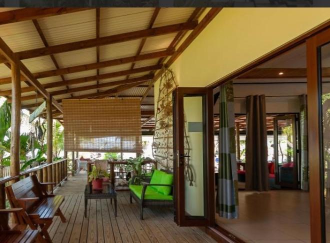 Hyde-Tide Guesthouse La Digue Exterior photo