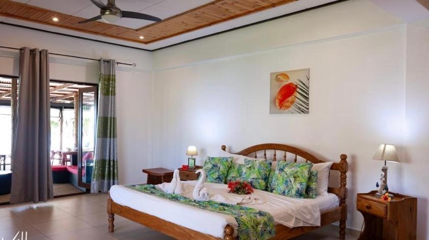 Hyde-Tide Guesthouse La Digue Exterior photo