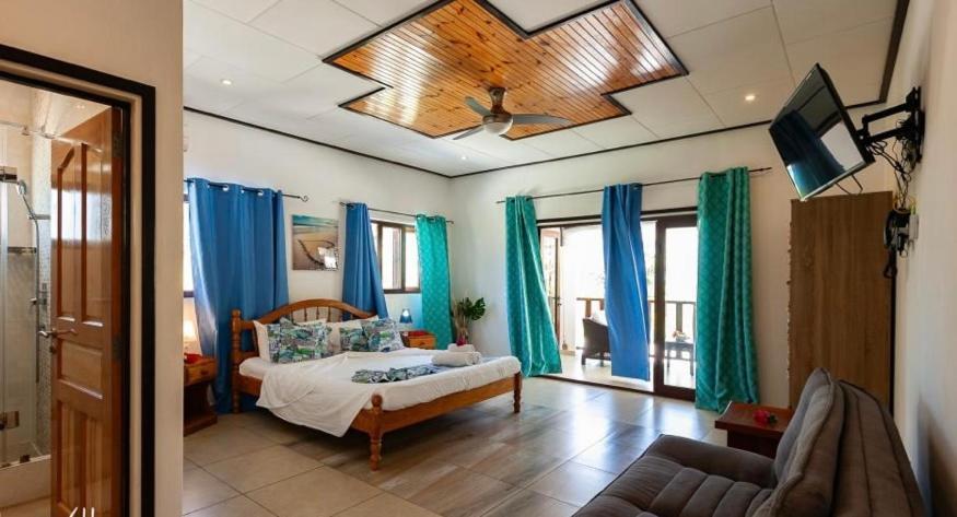 Hyde-Tide Guesthouse La Digue Exterior photo