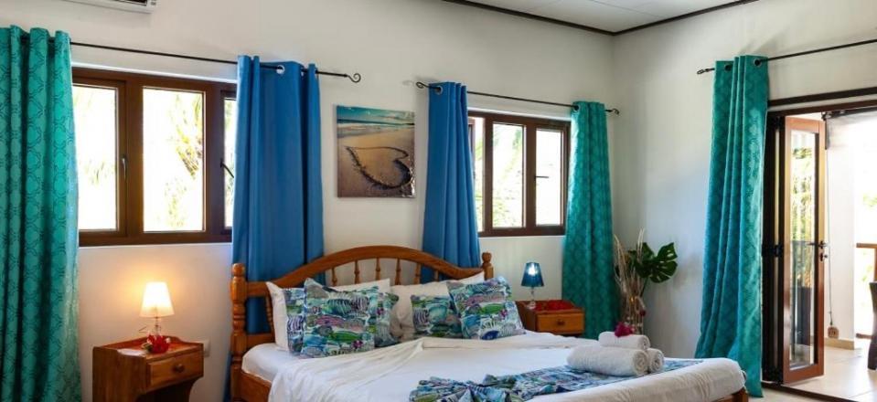 Hyde-Tide Guesthouse La Digue Exterior photo
