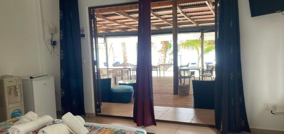 Hyde-Tide Guesthouse La Digue Exterior photo